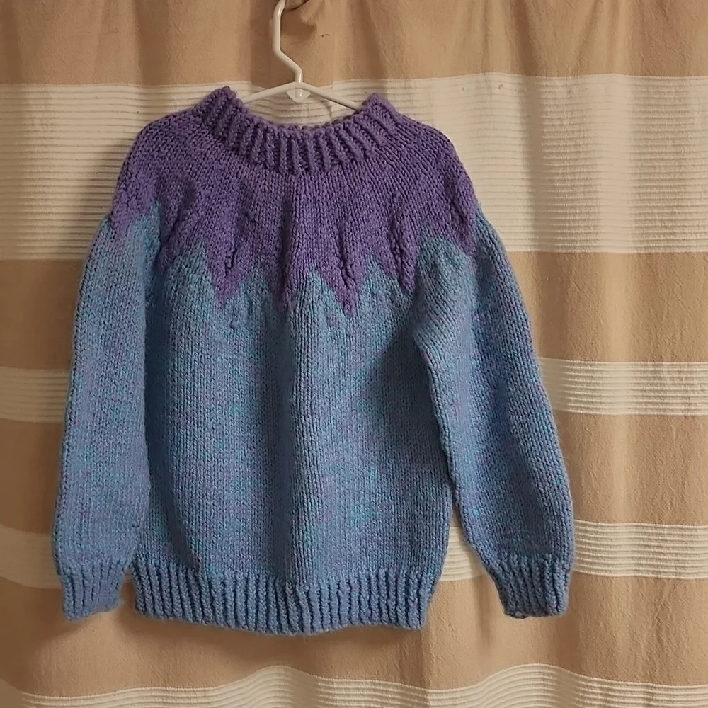 Hand Made sweater - Picture 1 of 1
